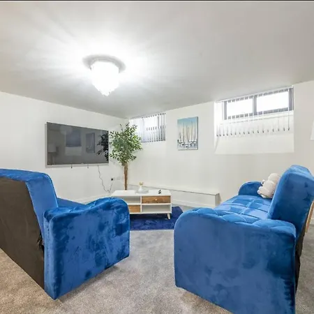 Apartment Newly Refurbished July 2026 - One Bedroom - Sleeps 6 - Bd1 Bradford (West Yorkshire)